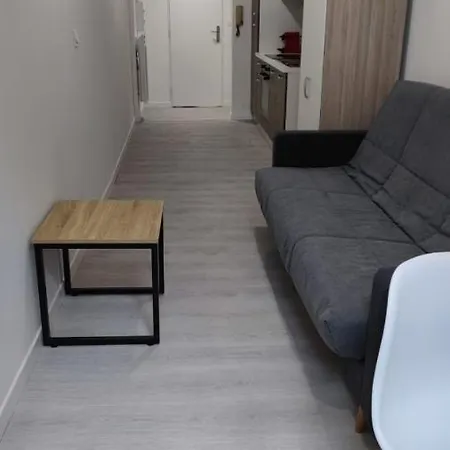 Saint Etienne Studio Lot 7